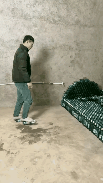 瓶“装”，无聊者的无趣游戏，能吸引多少眼球？