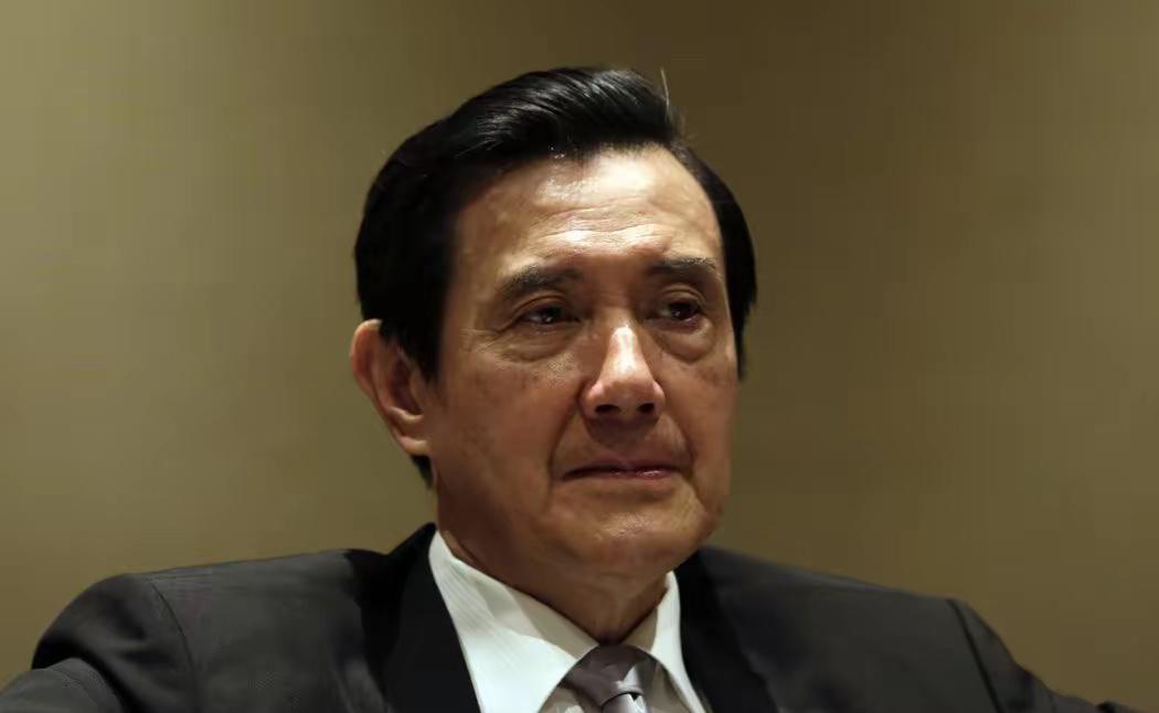 马英九这次直接掀了桌子，说了句让绿营脊背发凉的大实话：台湾想当乌克兰？做梦！很多