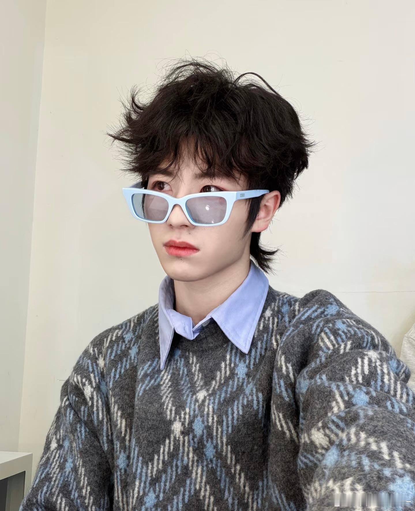 黄誉博商业头脑这一块我们的爸爸黄誉博的经商基因在节目里彻底觉醒，不管买什么东西第