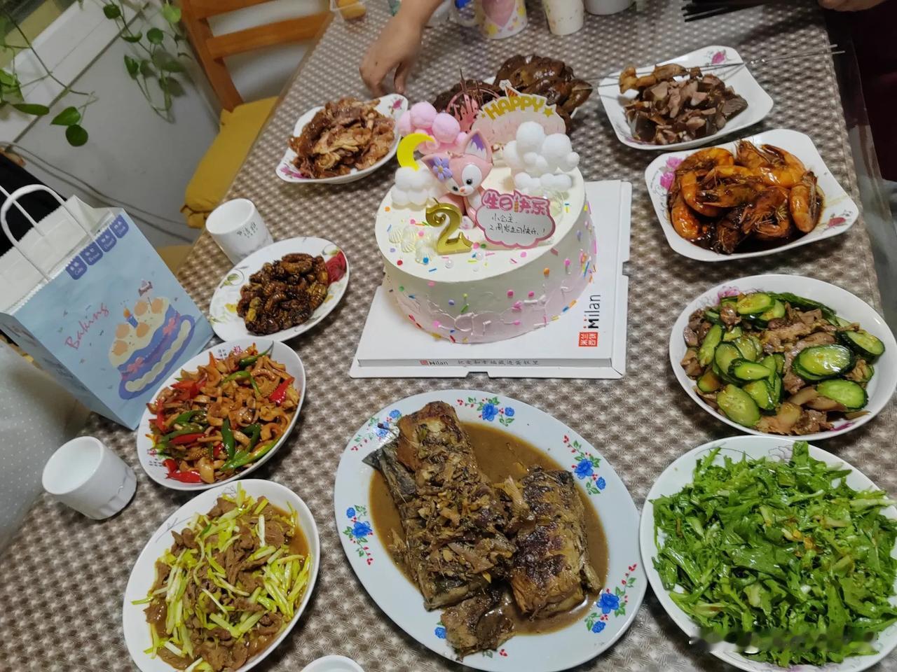 有没有人和我一样，滴酒不沾，也不抽烟，不喝茶。我大姨子家五口来看岳母，已经第三天