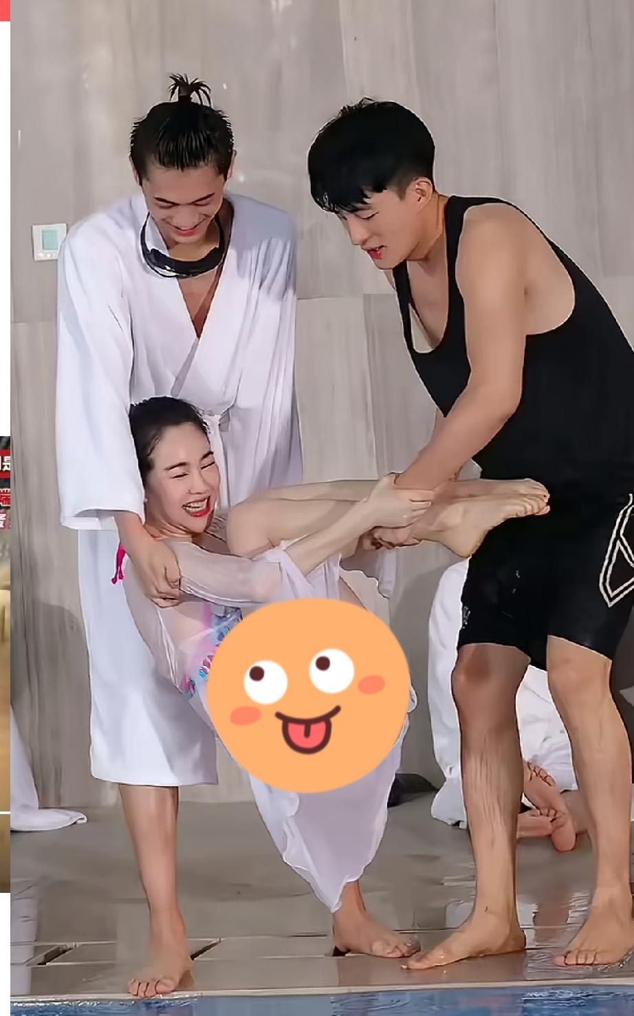 错大错特错，一个完美的职场里面必须要有几个这样的女生，即便是不干活都没问题，他们