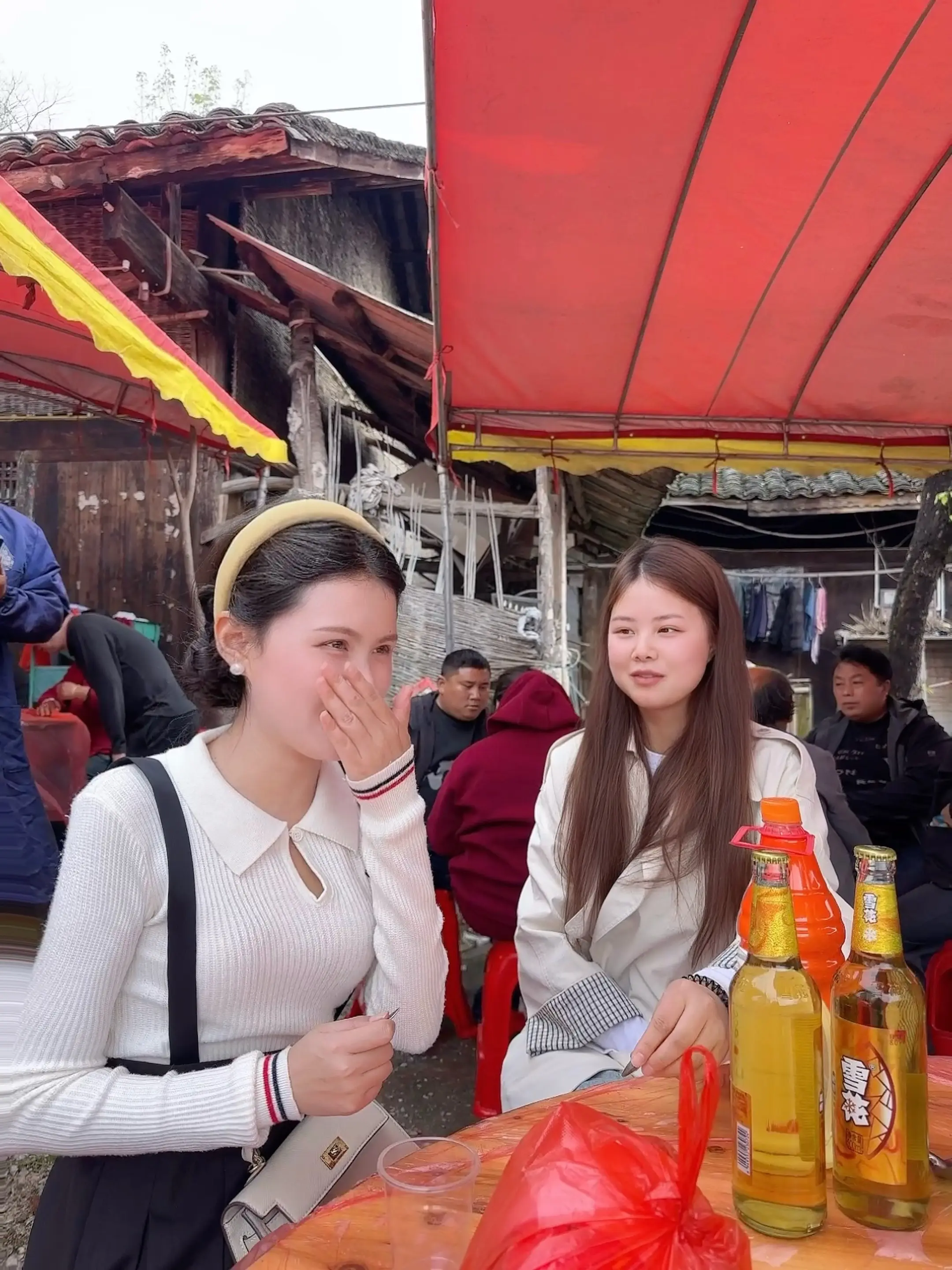 女孩子平时不能太老实，可以偶尔去找点坏事干，这样老天爷一生气，就会给你发个小伙。