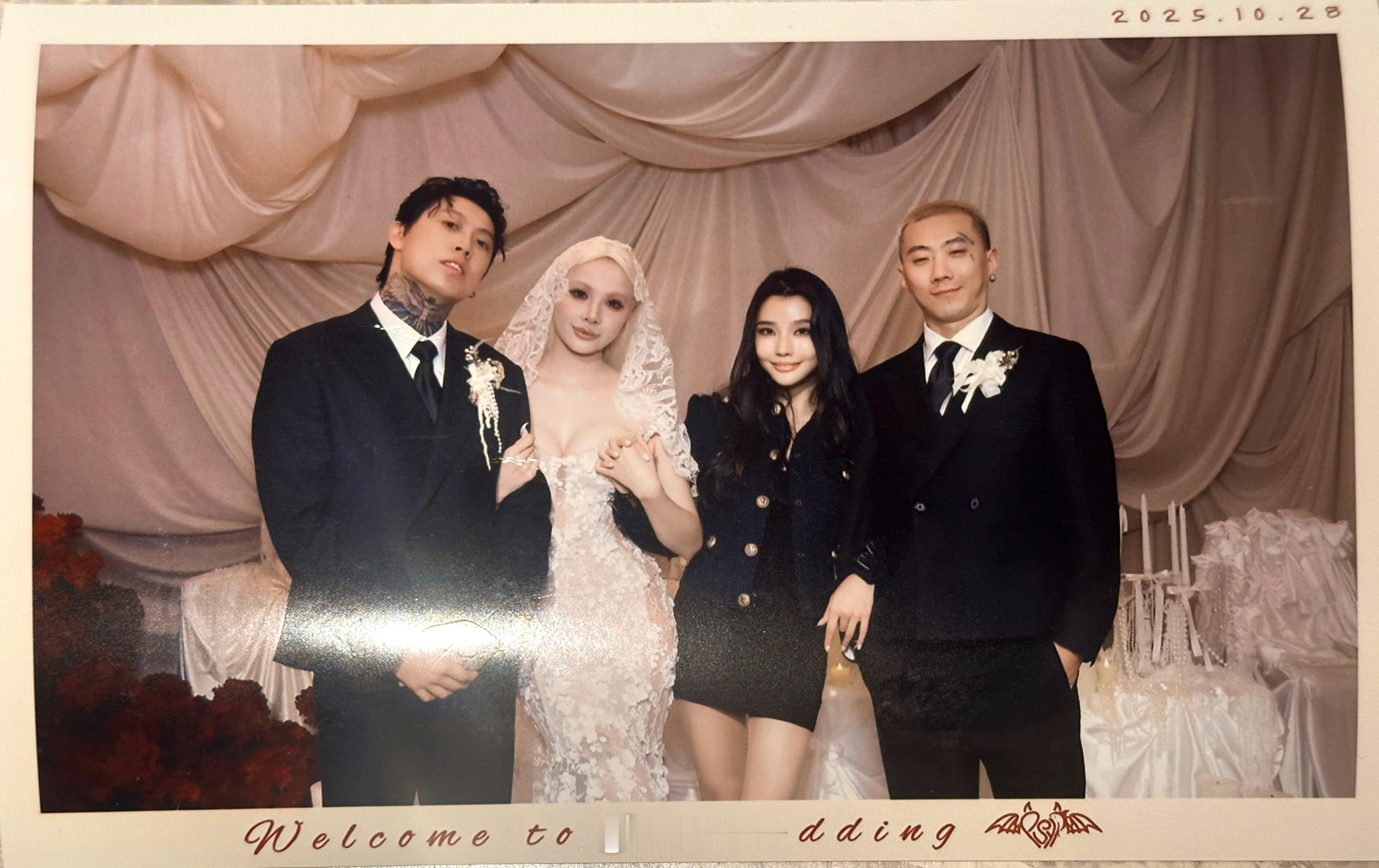 幸福请降临在你手心💕 ​​​