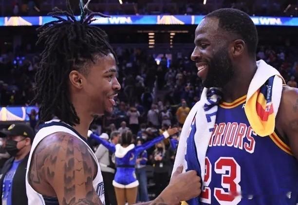 无“追”勇可比无“莫”熊厉害多了！
前两个赛季，灰熊队在没有莫兰特的情况下，战绩