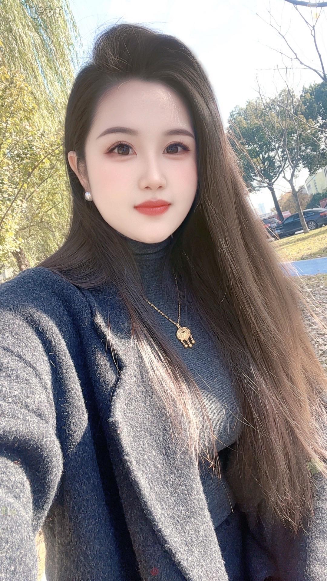 中年人不谈感情 ，谈生存，谈生活，谈自由，谈心情，谈健康，谈那些对你好的人……