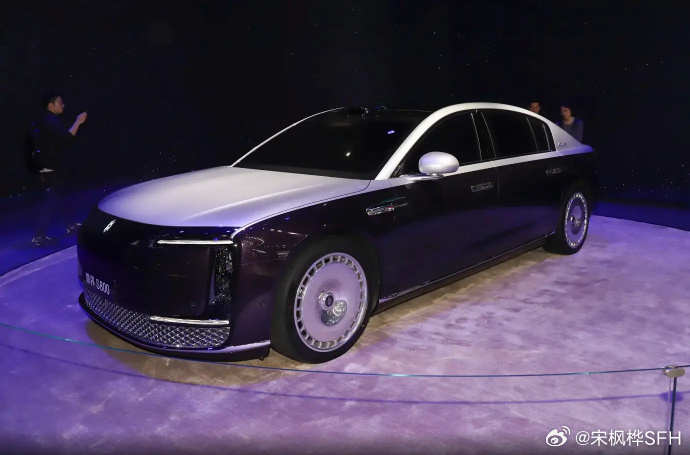 尊界S800首月交付1006台 尊界S800作为国产百万级豪车的代表，首月交付量