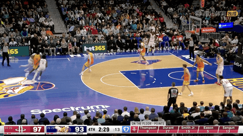 今天的杜兰特最后3分钟，4个中投+2个罚球，命中率100%，连得10分，拿下比赛