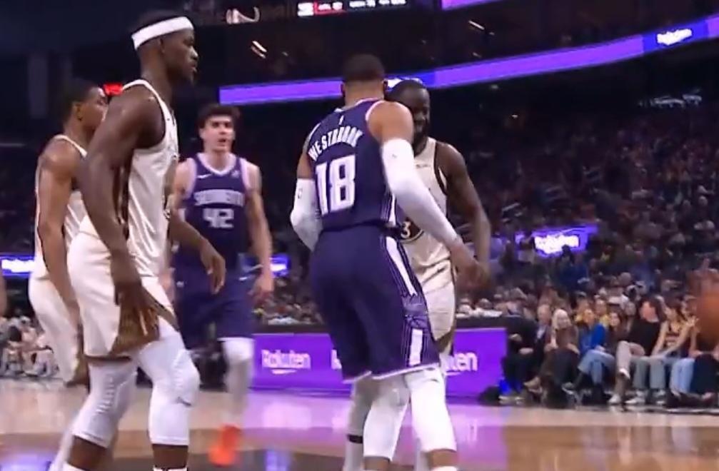 明日主场战老鹰，勇士有望连胜


昨日勇士主场137：103大胜国王，目前战绩2