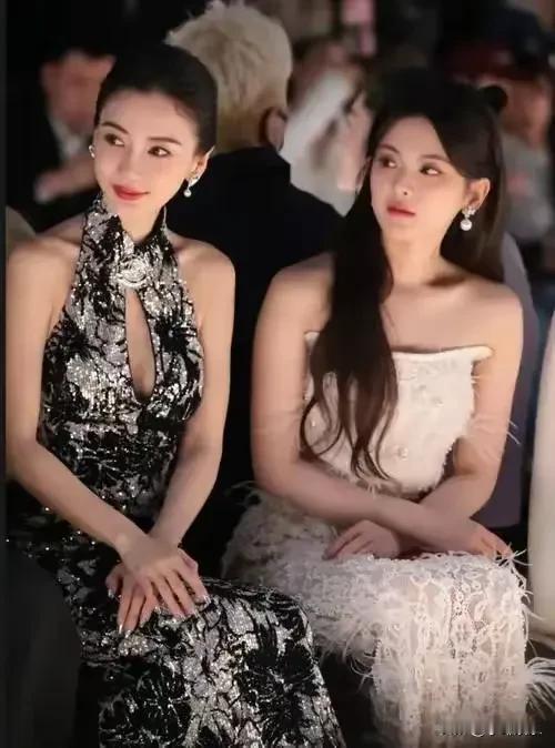 杨颖比杨超越更好看？真的太养眼了，两大美女，美的不像话。杨颖是个混血儿，五官精致