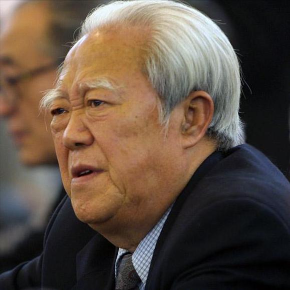 相声演员，刘俊杰，回忆师傅苏文茂说，有一次过节，我给老师买了两条大鲤鱼，大冬天呐
