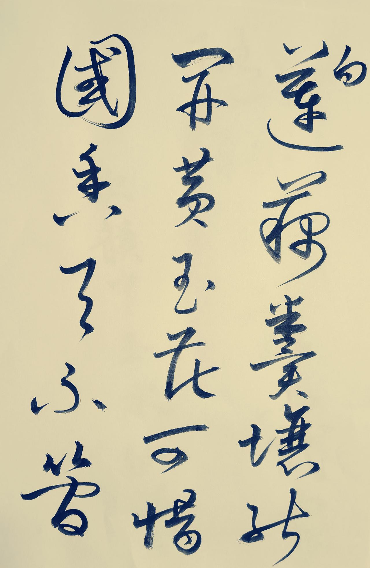 在头条晒作品没流量，坚持下去真挺难。
我自己也有过这样的经历，发了好多作品，点赞