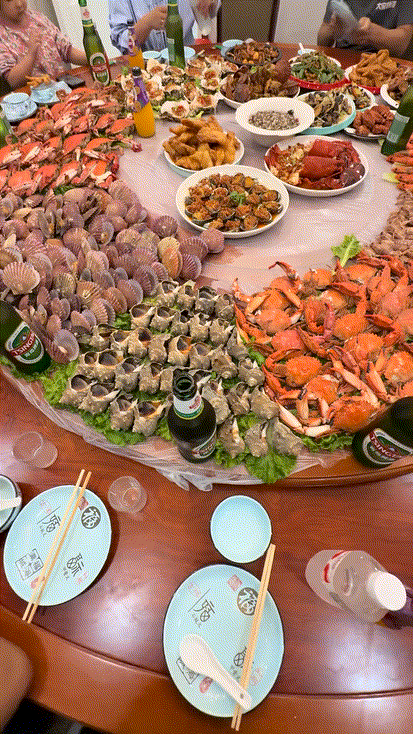 海鲜真不建议你这么吃，寒性食品，吃多了对身体不好，你可以请我吃，我出身寒门[惊呆