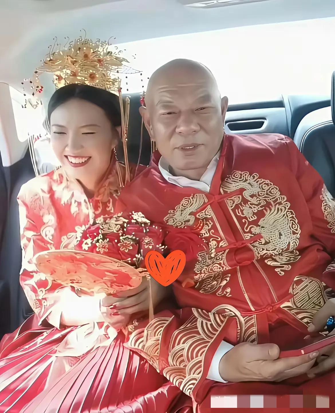 网友:
二大舅舅结婚了，用什么话祝福他才显得有高情商？[what]