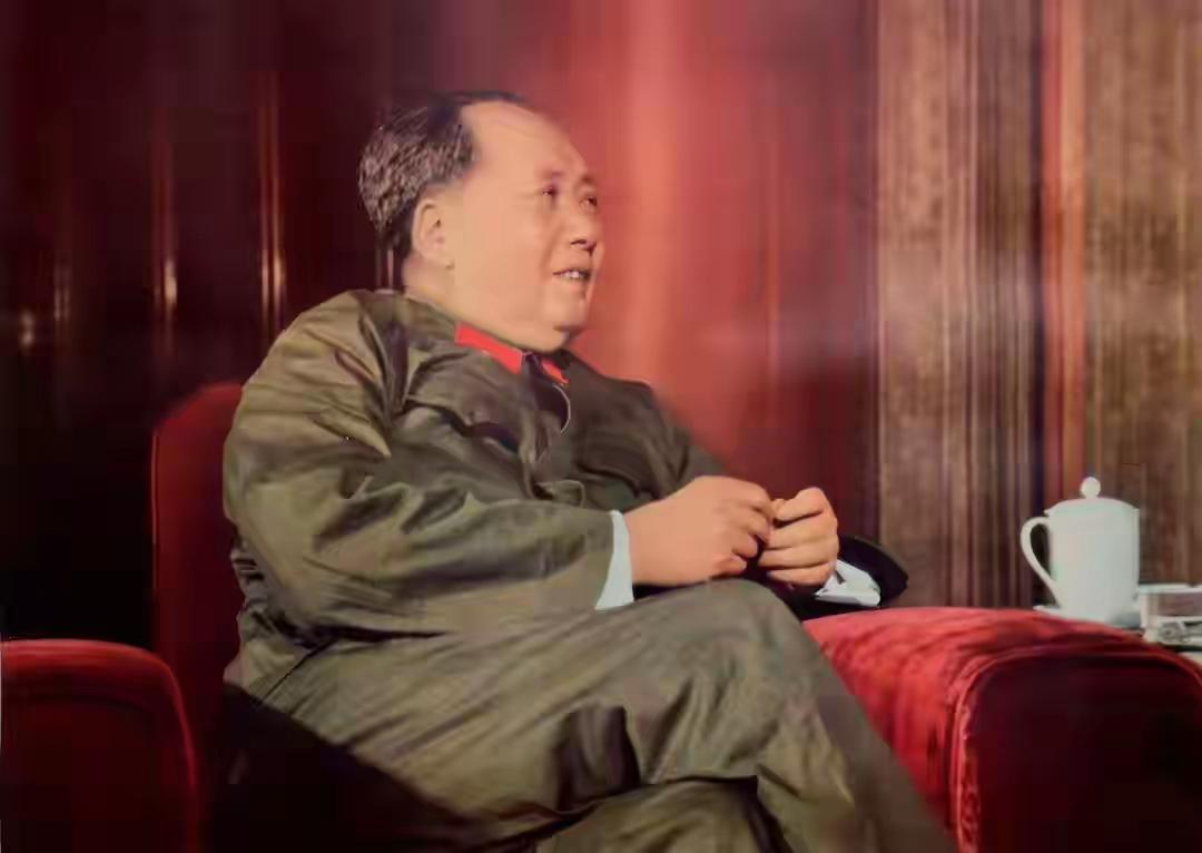 铁血忠魂：毛主席与许世友的生死相知
 
一代领袖胸怀如海，铁血悍将赤胆忠心，毛主