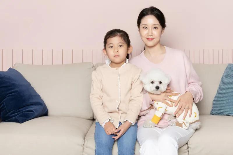 妈妈的低语，如细雨般铸就我岁月中的温馨回忆与时光的旋律。那些温馨的细雨，清晨六点