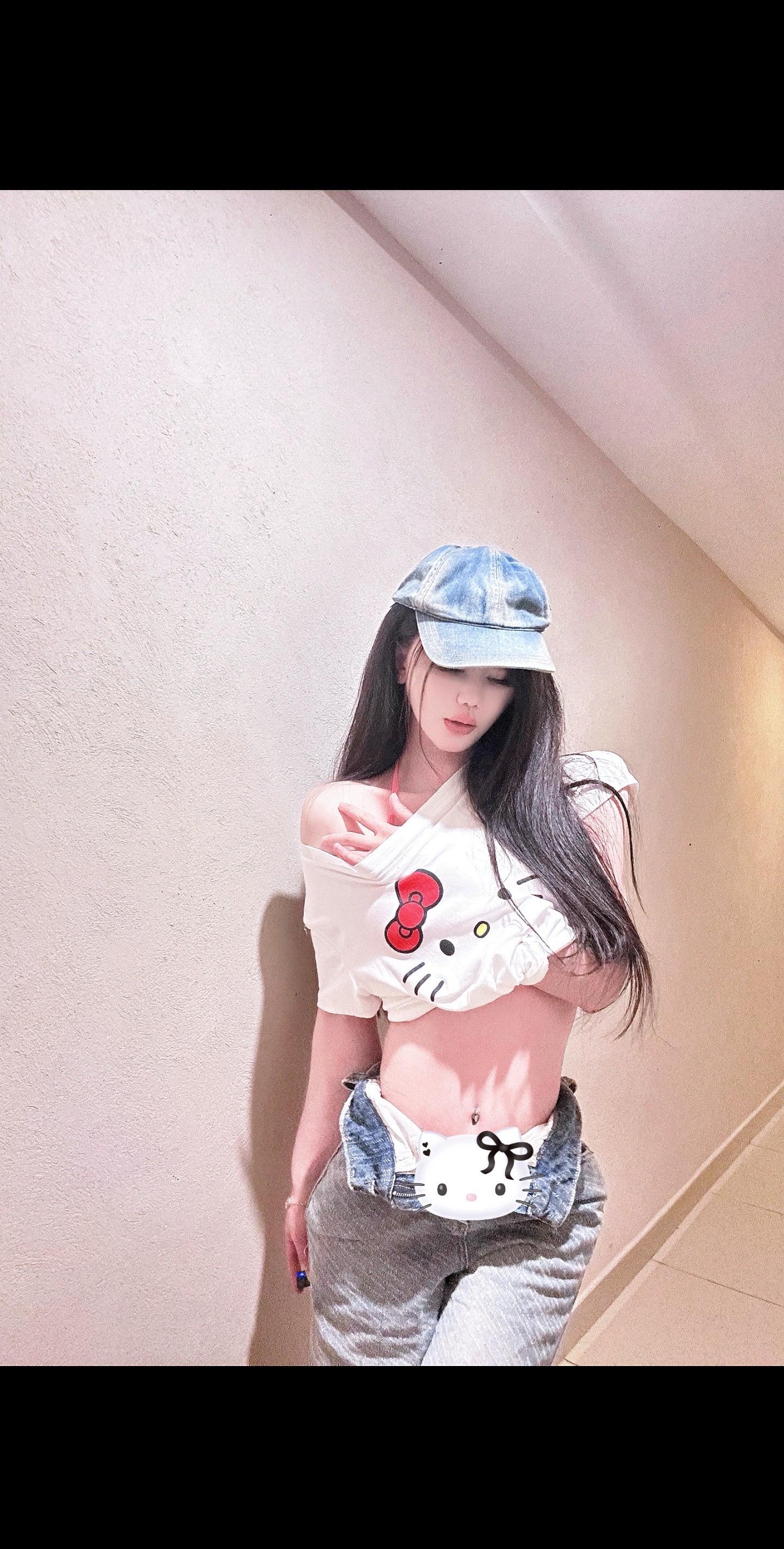 我翻了你朋友圈近照