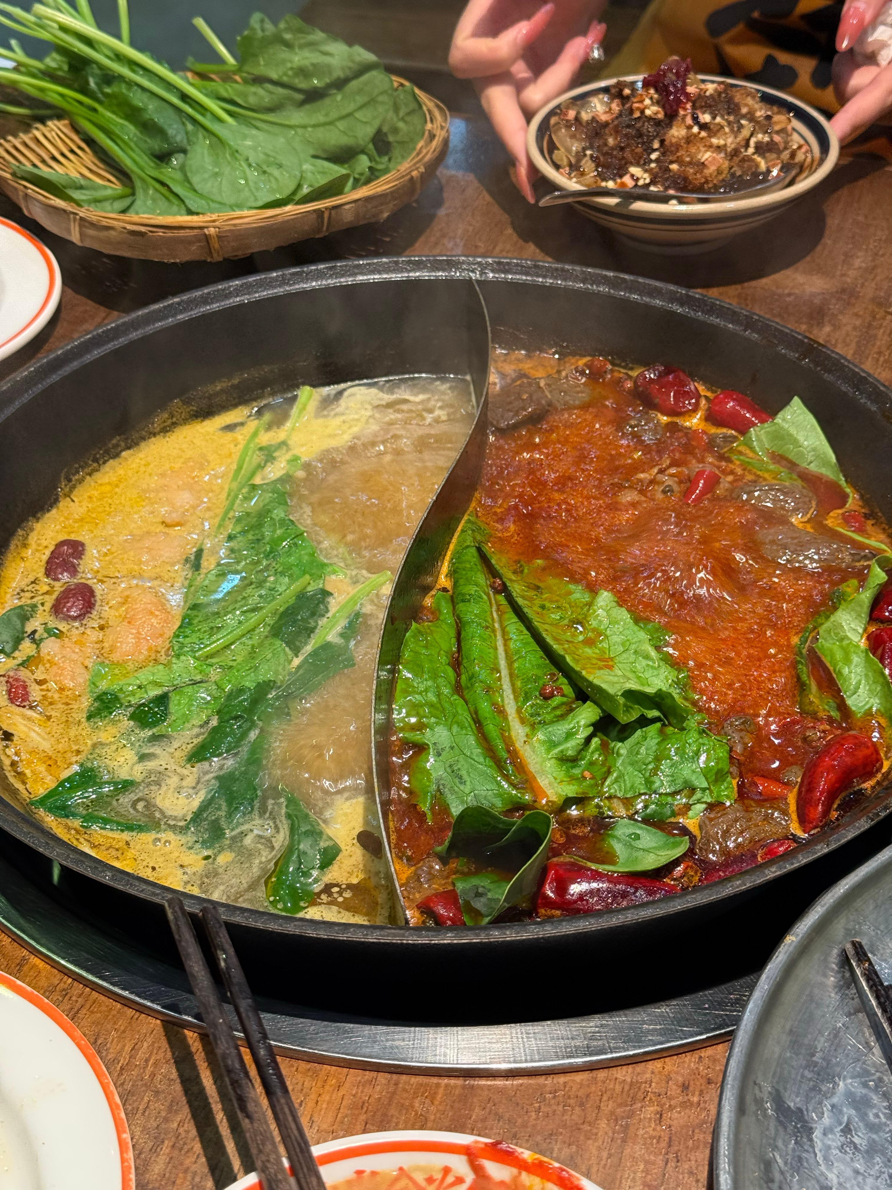 下班来吃个火锅奖励一下自己