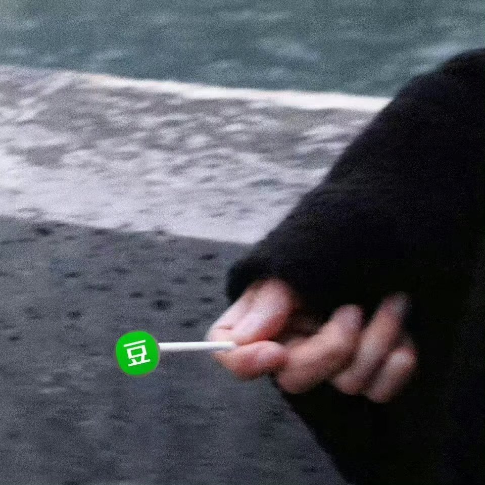 莫得闲记得去打分，记得点赞👌的短评