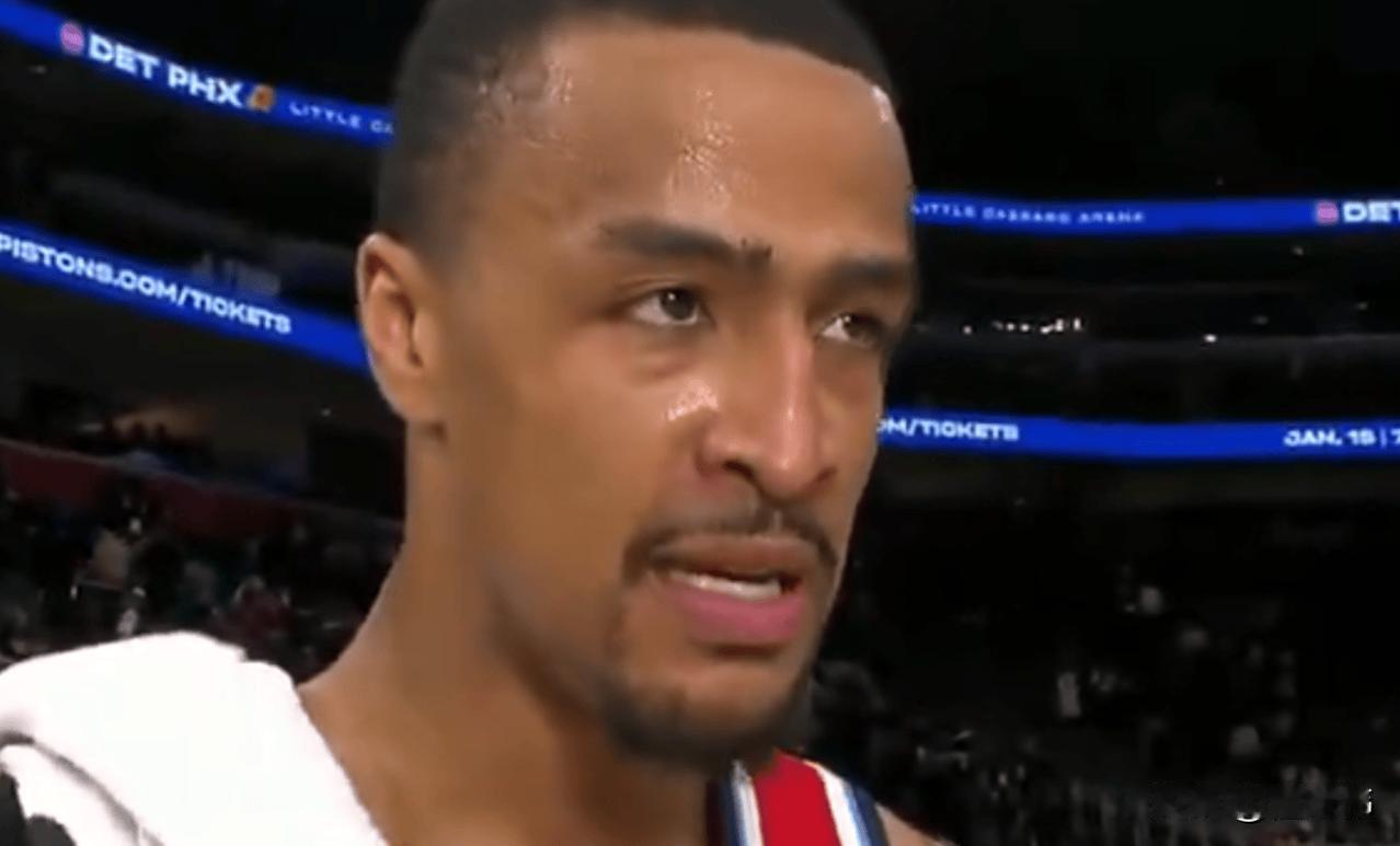 科林斯谈哈登：

“哈登关键时刻的表现。”

“帮助我们扭转了局势。”

“当哈