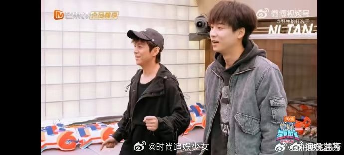 何老师50岁的体力你好星期六何老师跳跳舞机体力碾压吴泽林，后续节目两人会不会再来
