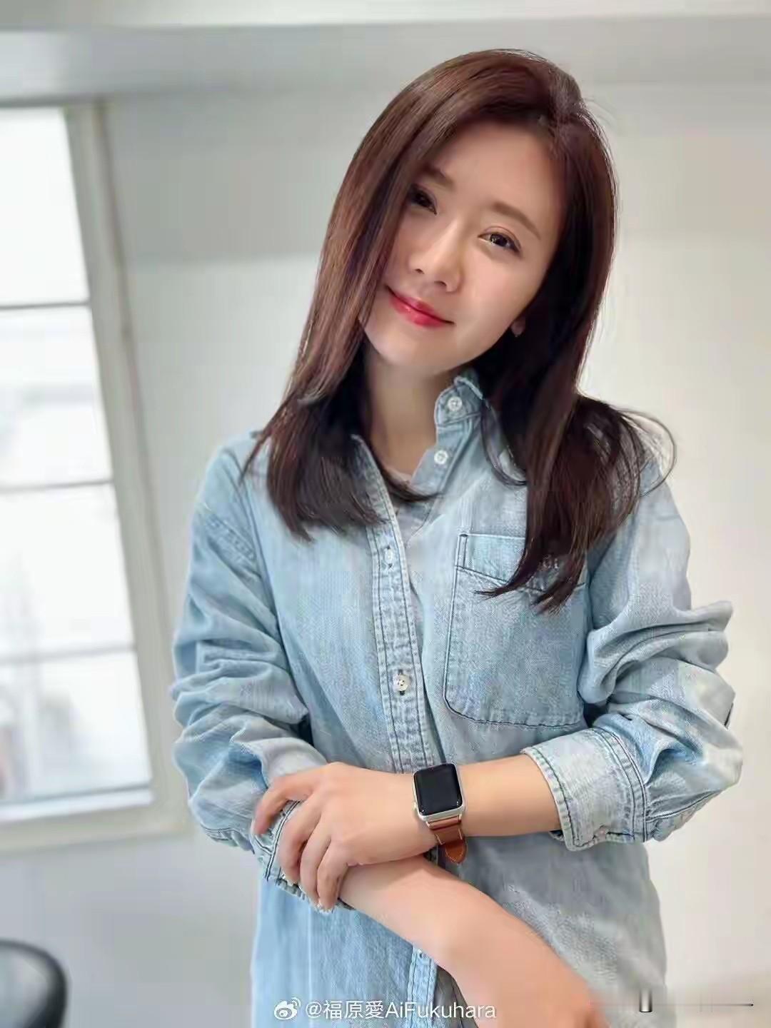 很奇怪头条怎么会问出这种问题来？！离婚结婚怀孕，不是太正常的事嘛！就因为她是福原