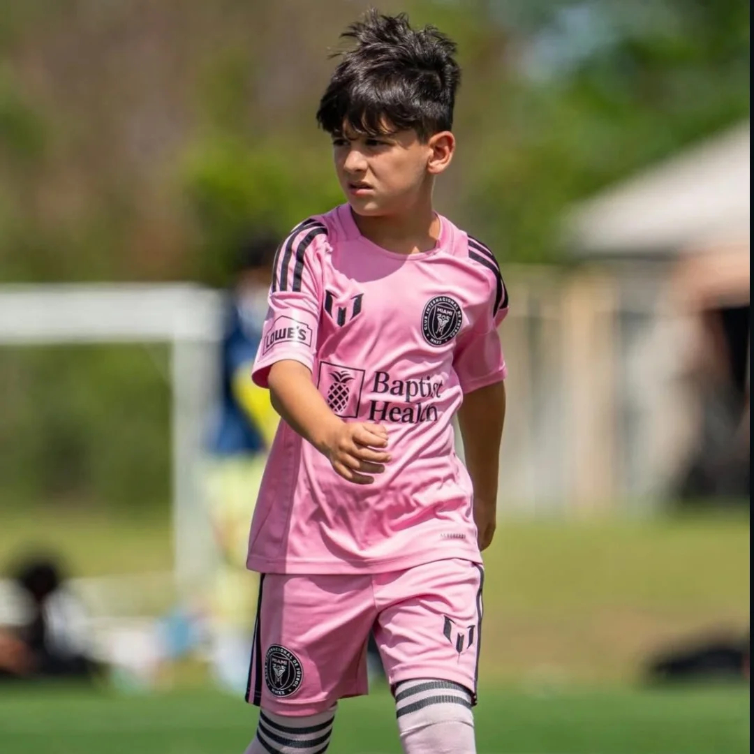 两个小梅西🫶🏼🥹🩷🖤梅西