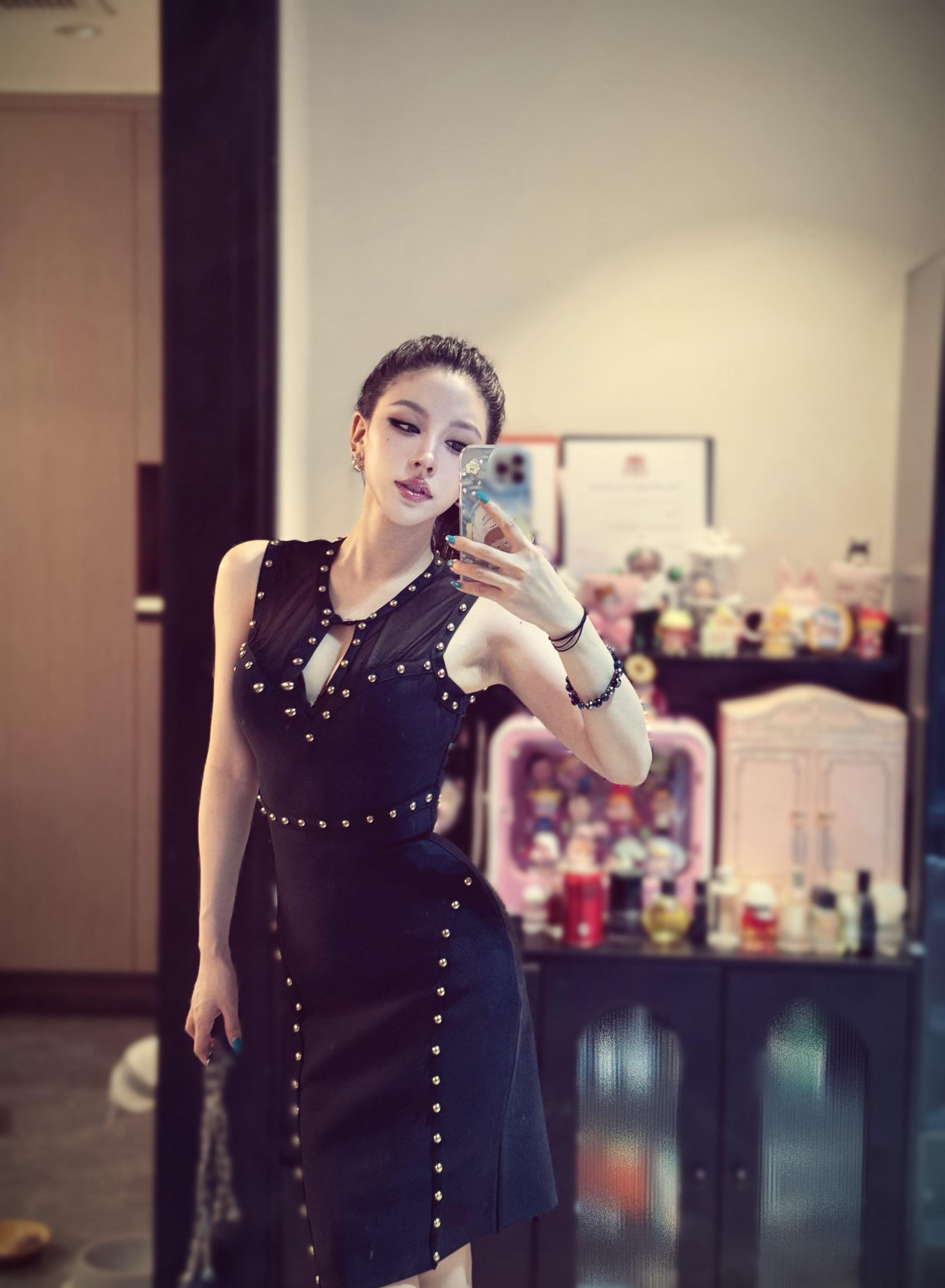 脆弱一下就行了 你这个长相别跟我没完没了的