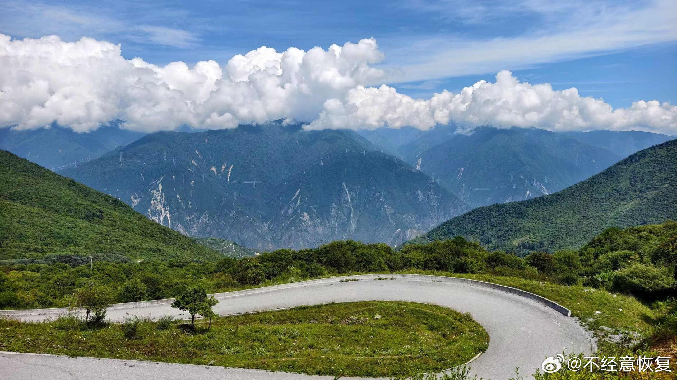 上海变海上上海自来水来自海上，黄山落叶松叶落山黄 