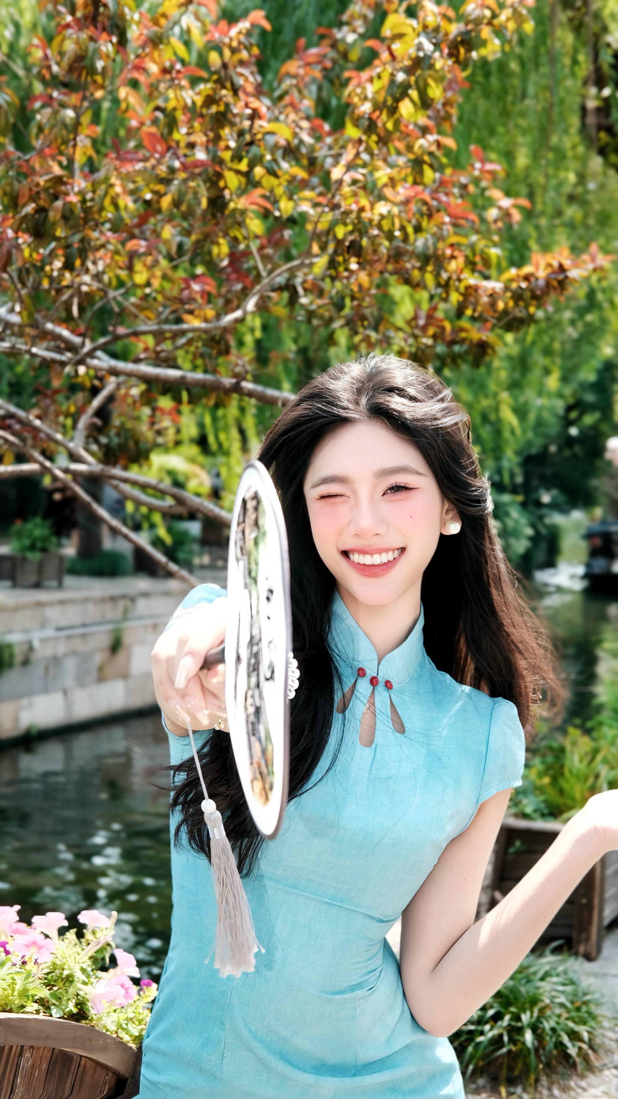 我无名分 我不多嗔 我与你难生恨