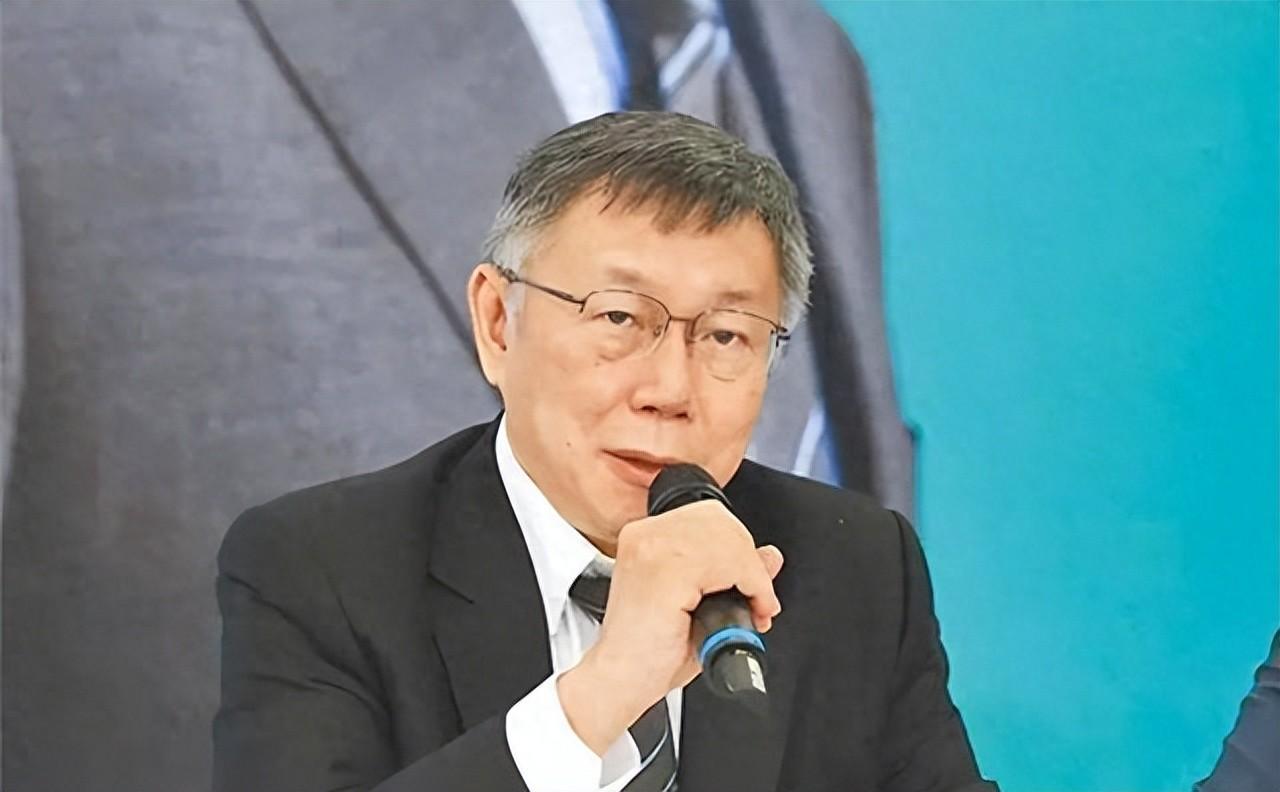 柯文哲是条汉子！据台媒报道：8月7日台北法院在审理柯文哲案件时，柯文哲却突然情绪