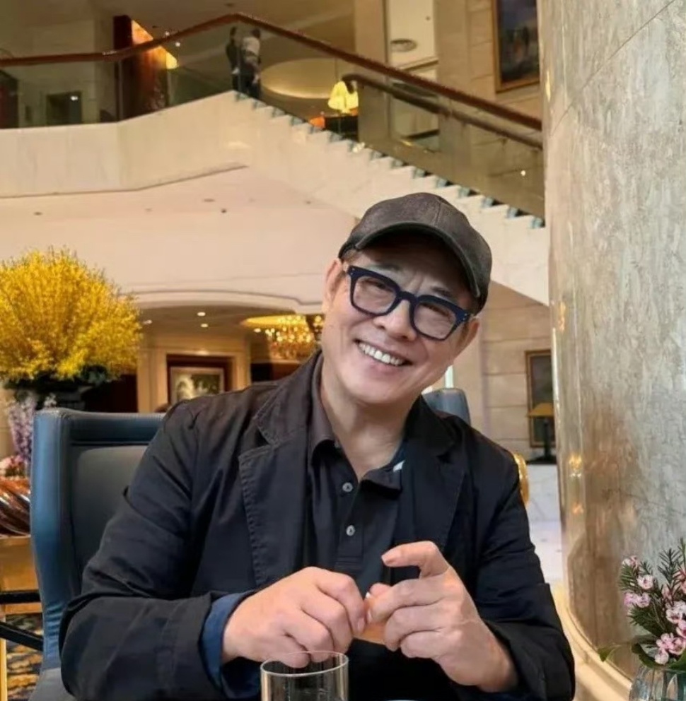 李连杰审美李连杰送女儿喜欢的车怎么才能拥有李连杰这样的父亲，送女儿的新婚礼物是女