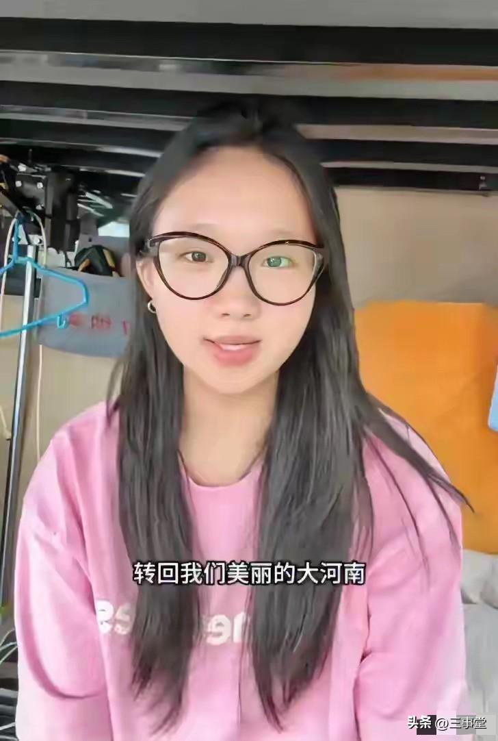 襄阳割麦结局：麦田没人敢接活，夫妻连夜返程，明年大概不会来了
万万没想到，本以为