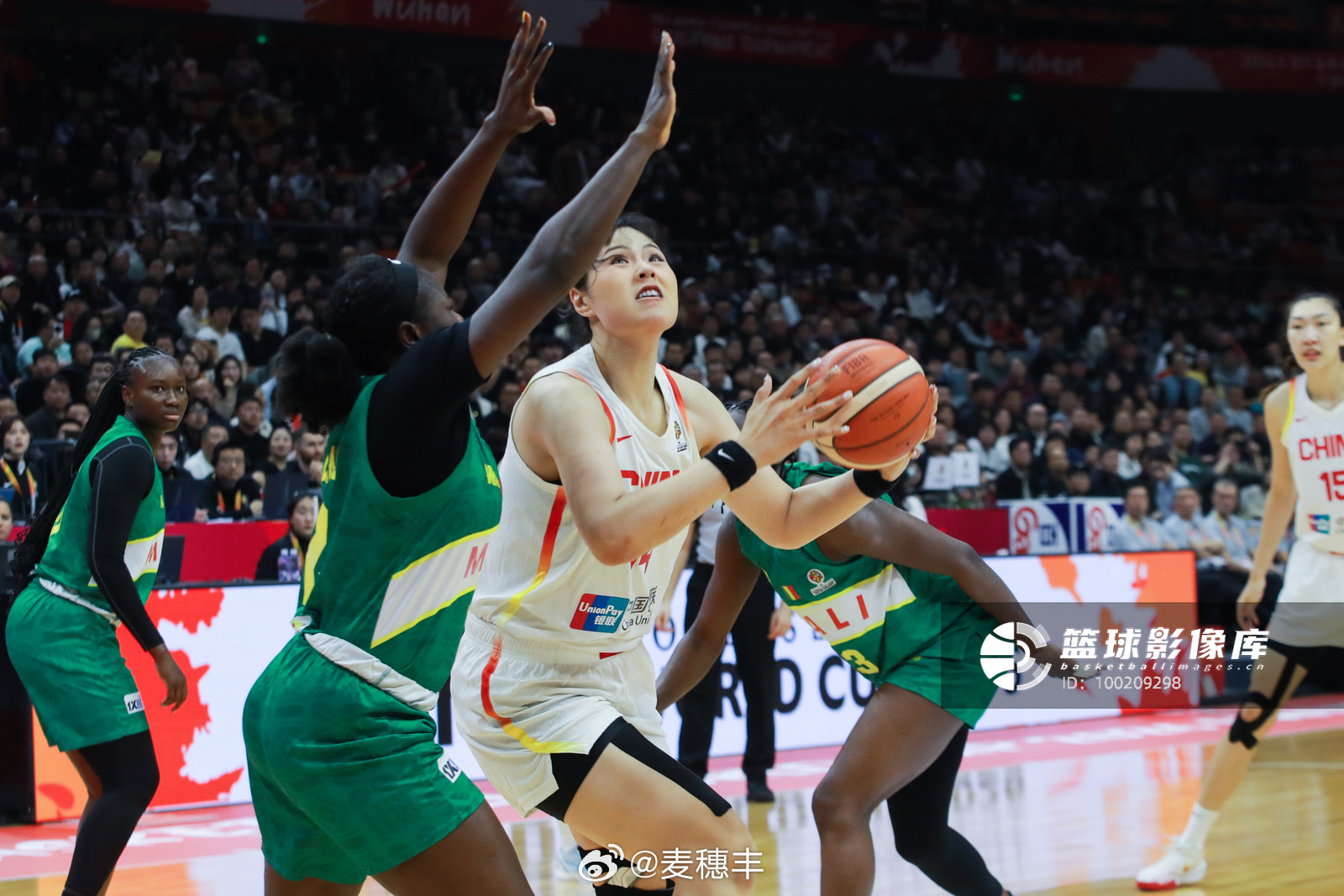 昨日份李月汝。中国女篮战胜马里女篮女篮世界杯资格赛李月汝