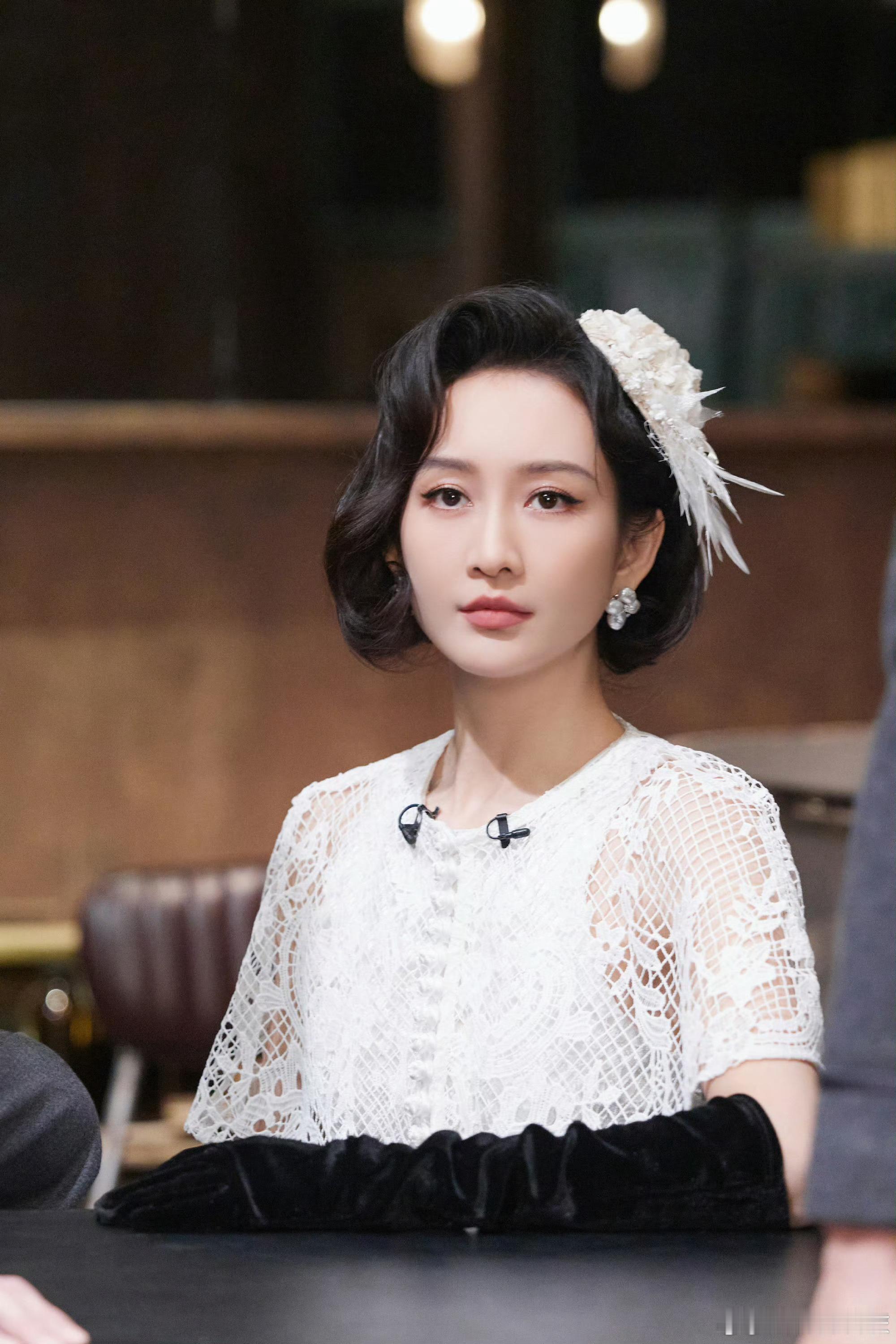  王鸥之郝小姐高清剧照大侦探 谁能拒绝清醒又优雅的郝小姐！王鸥把知性与温柔拿捏得