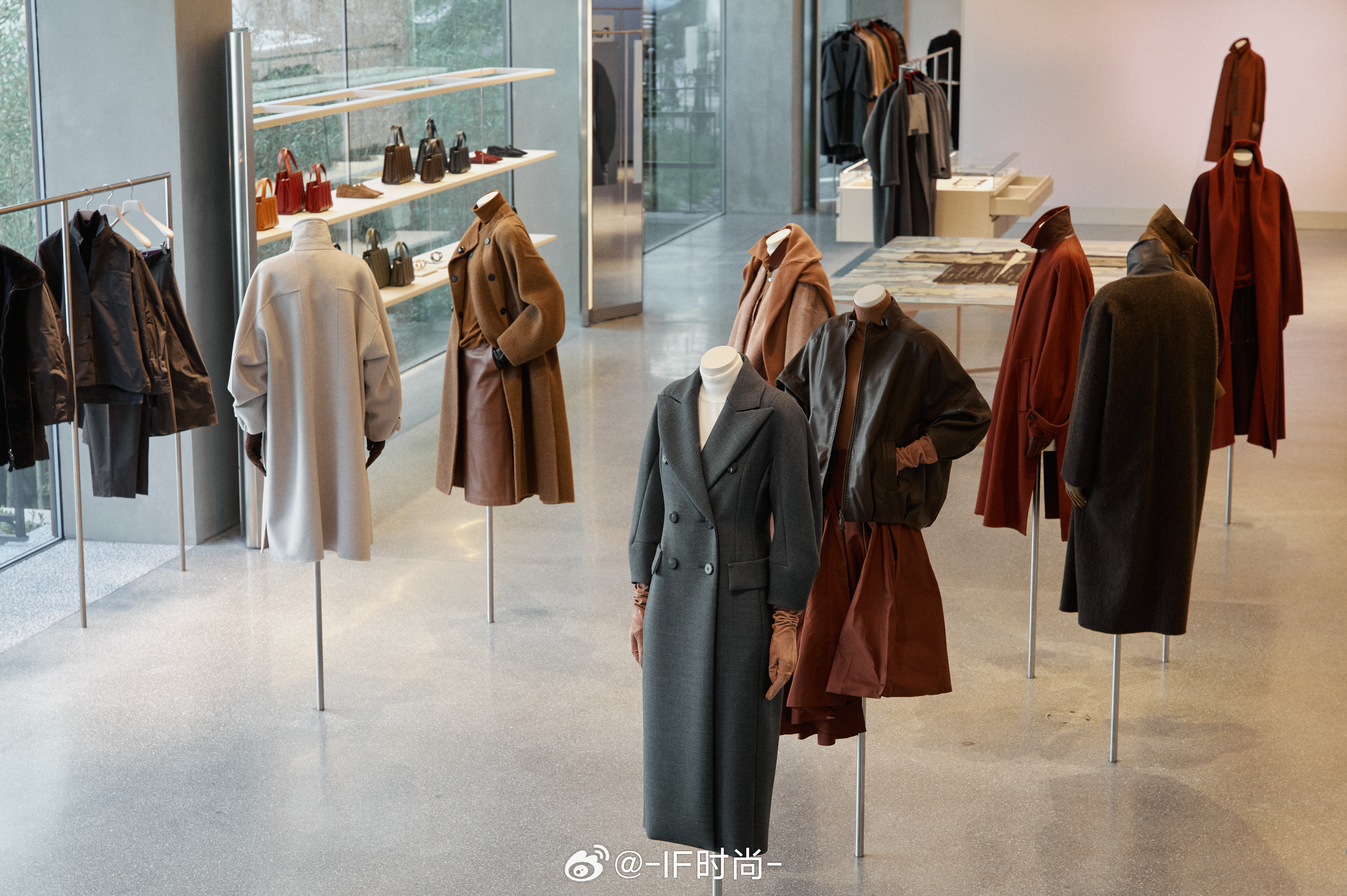巴黎，if 受邀 Max Mara 2026/27 秋冬 Atelier 系列预