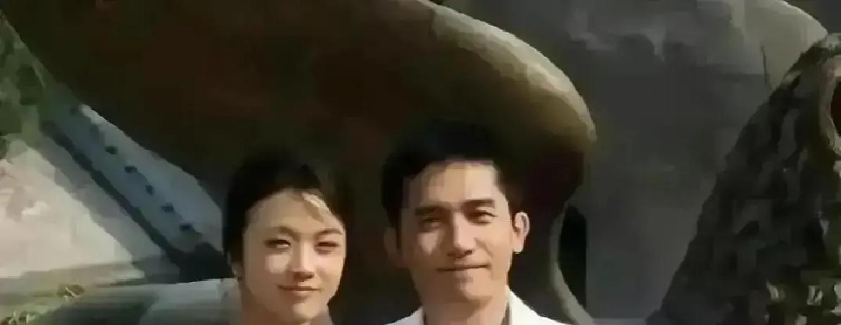 拍吻戏被临时加舌吻，女演员哭了
 
汤唯当年拍完《色戒》，整整两年没人敢找她。不