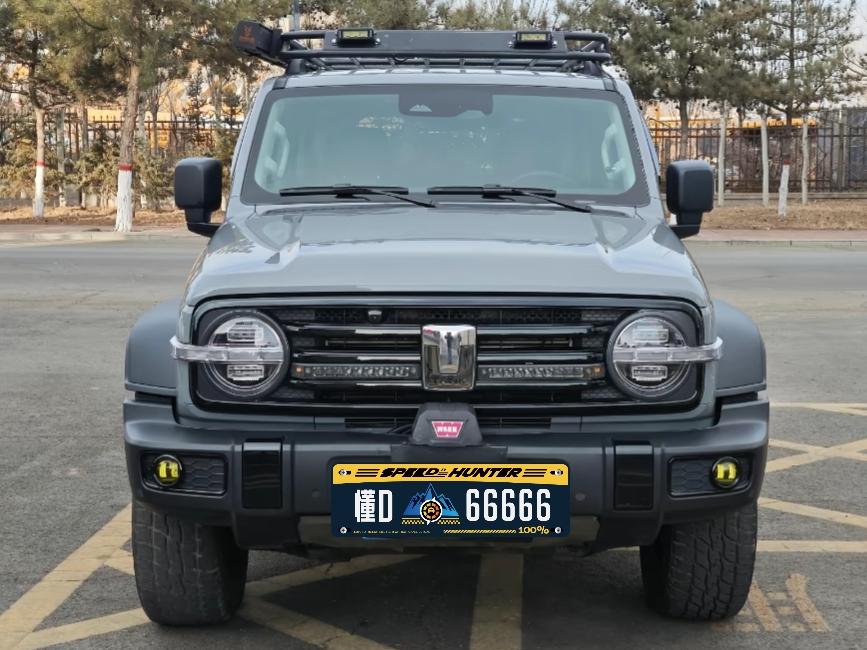 有时间有精力开车出去自驾，越野，又有非铺装路面。不一定要花很多钱。现在15万预算