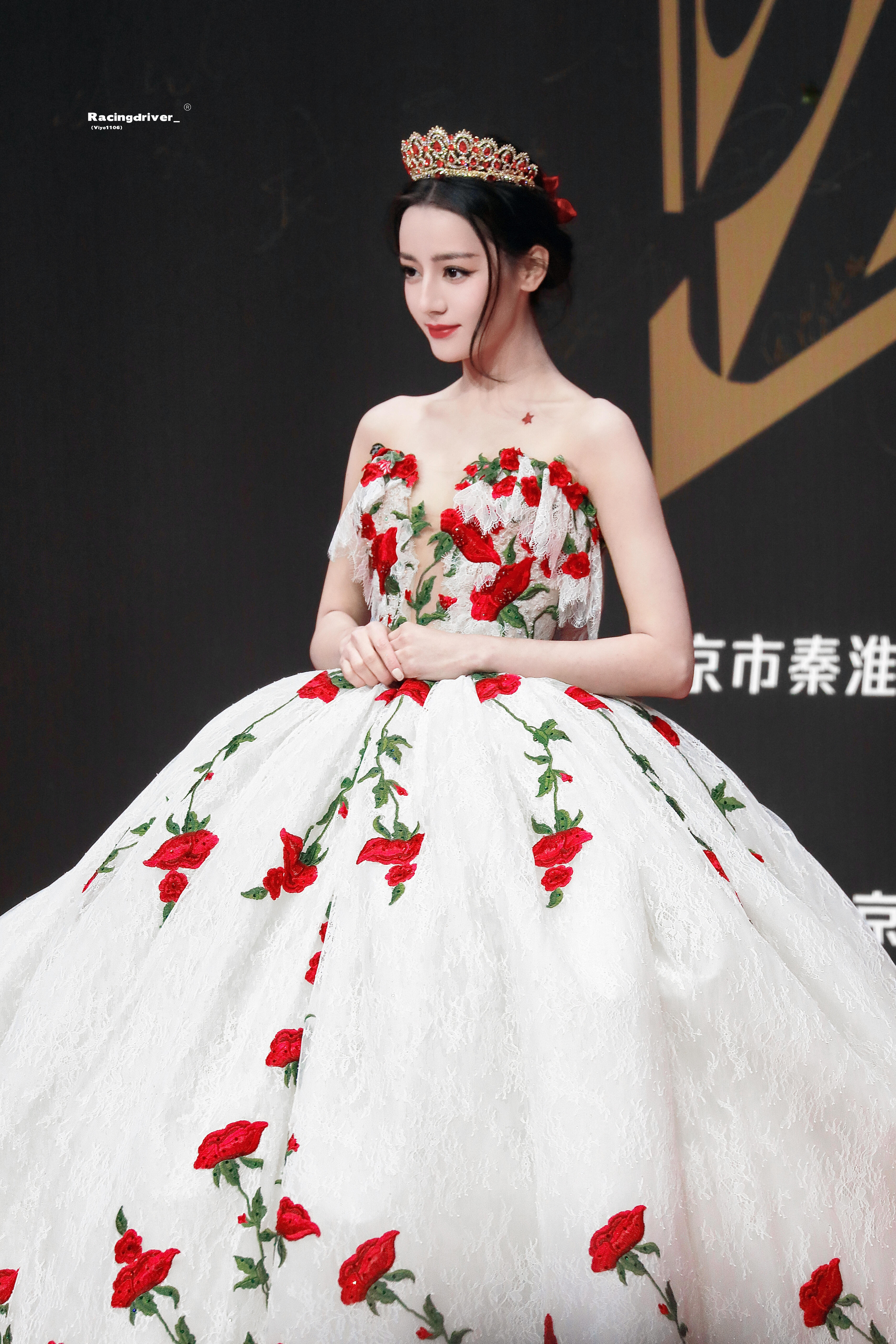 迪丽热巴功夫女足 dlrb迪丽热巴钰珑 “别人觉得这不好，那不好，我不想再过于在