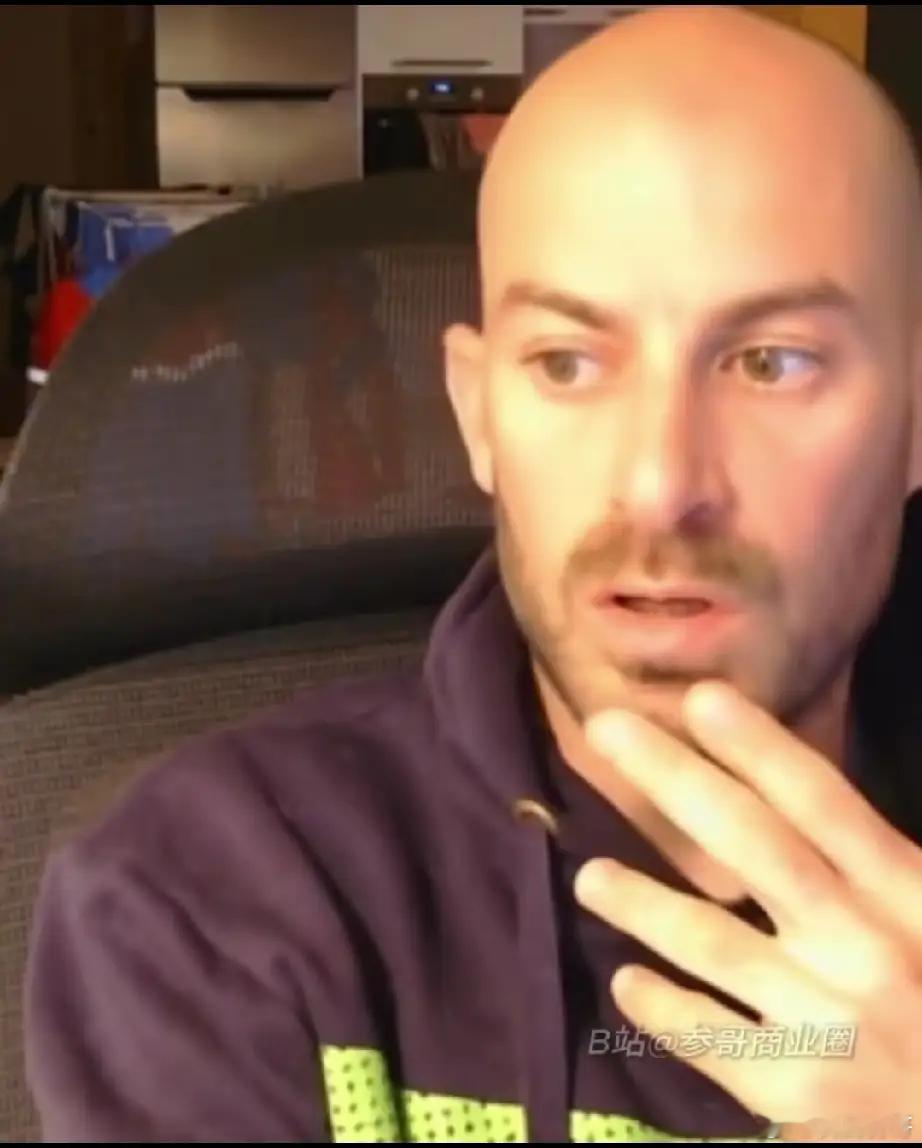 张雪机车就是瓦伦丁的“再生父母”他非常感谢张雪给他的这次机会！自从有了这笔冠军奖