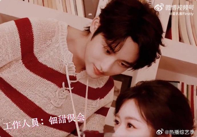 董思成说未来还长着呢董思成说没事未来还长着呢黄杨钿甜笑谈董思成视频，董思成以反差