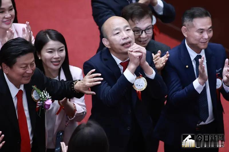 新官上任！他提醒韩国瑜「莫忘立院媒体多」：每天紧盯几点上班！
韩国瑜找前考试委员
