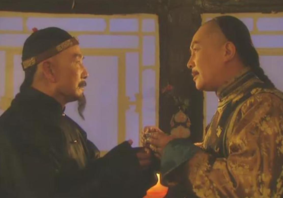 为什么要阴谋邬思道和雍正？
雍正为什么一登基就会杀邬思道？鸟尽弓藏？还是因为他知