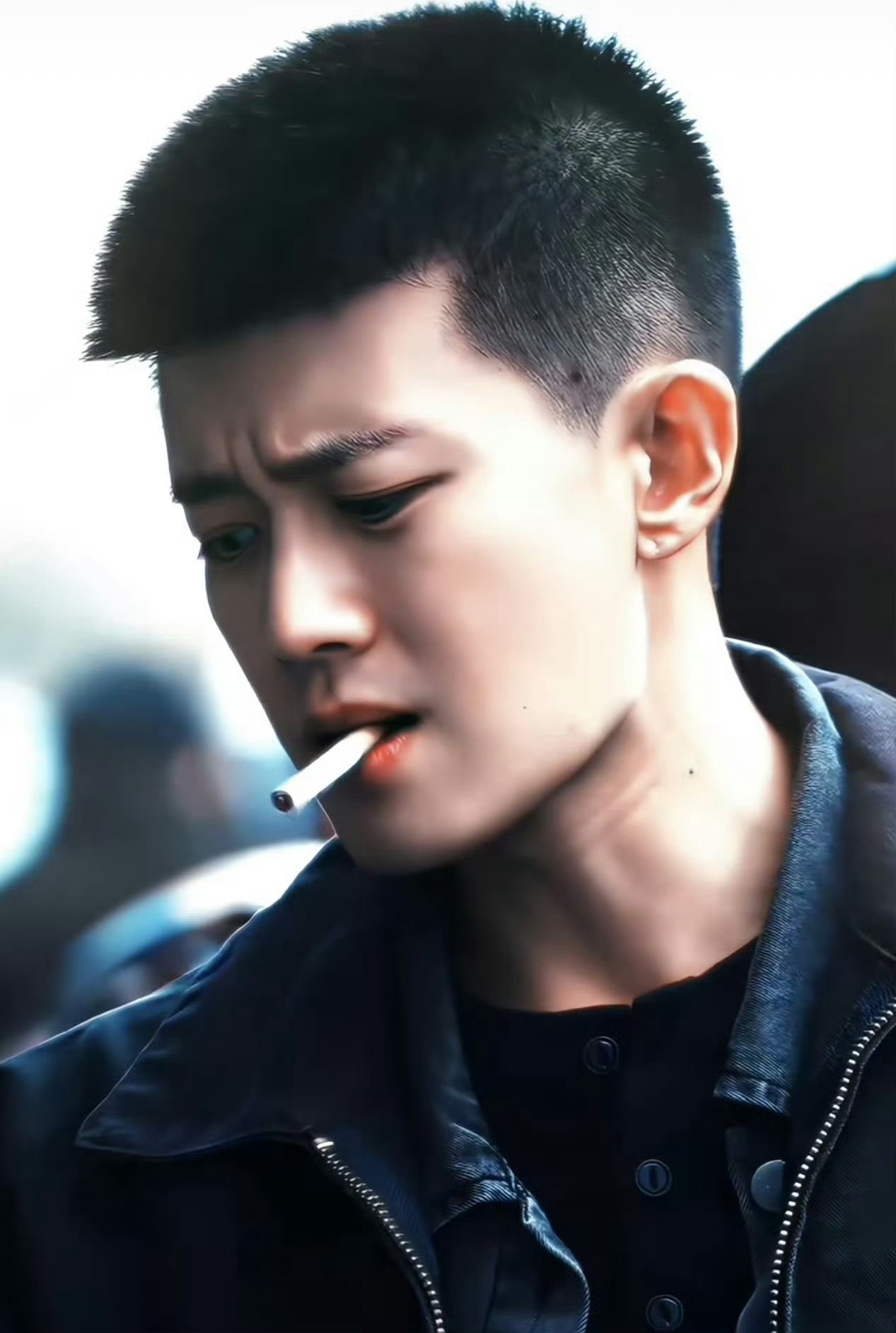 任嘉伦 聂欢都让开，李sir来也～ 