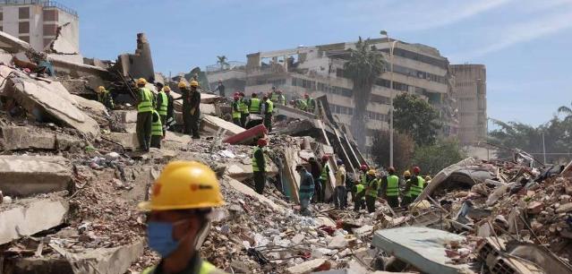 6月24日，一场7级双强震撕碎了委内瑞拉。满街遗体无人收，重灾区直接变成露天停尸