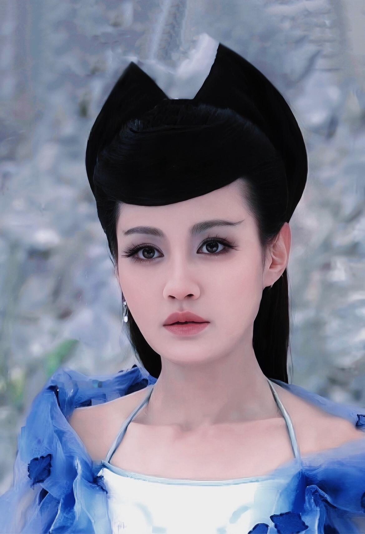 杨雪晒老公作品小时候看活佛济公的时候觉得她好美怎么现在她不出来演戏了 