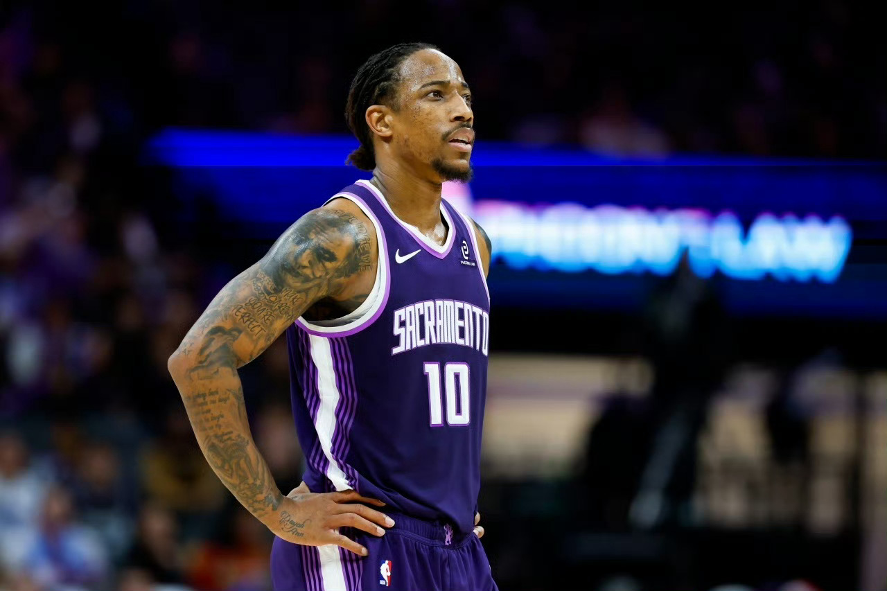 Chris Mannix报道。德罗赞很有可能在交易截止日后被买断nba交易市场