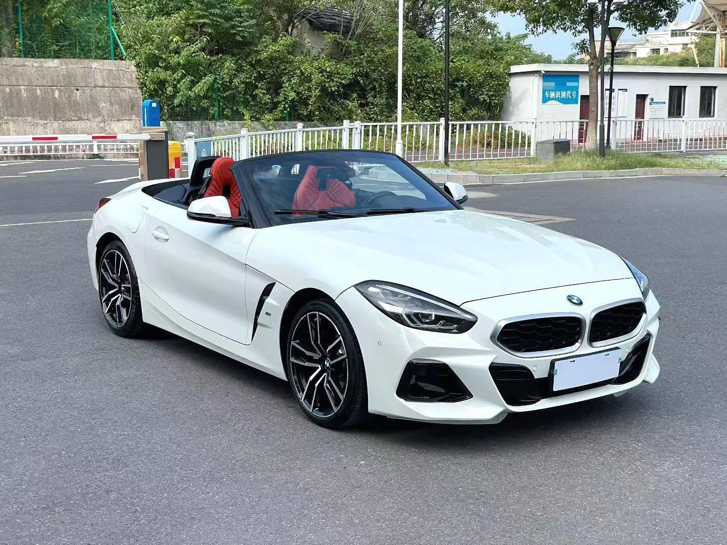 海边兜风天花板！宝马Z4敞篷跑车才是成年人的大玩具姐妹们！谁能拒绝一辆开篷瞬间赚