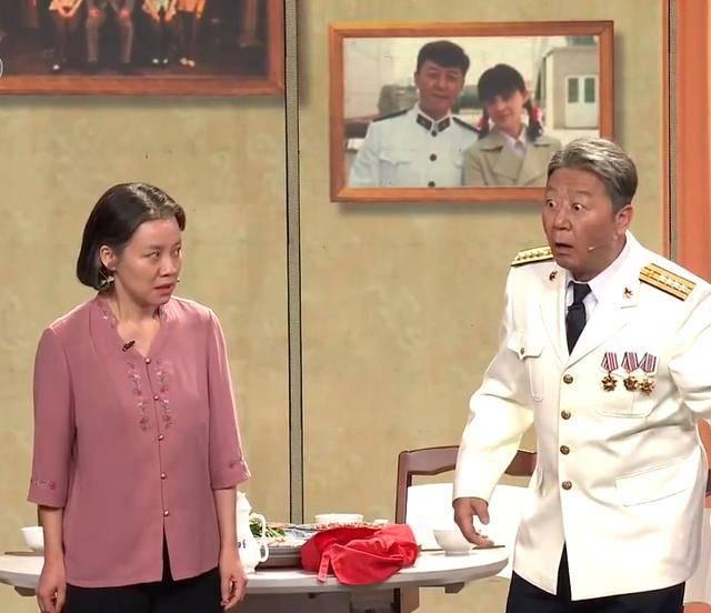 老军人当着全国观众的面，对妻子说