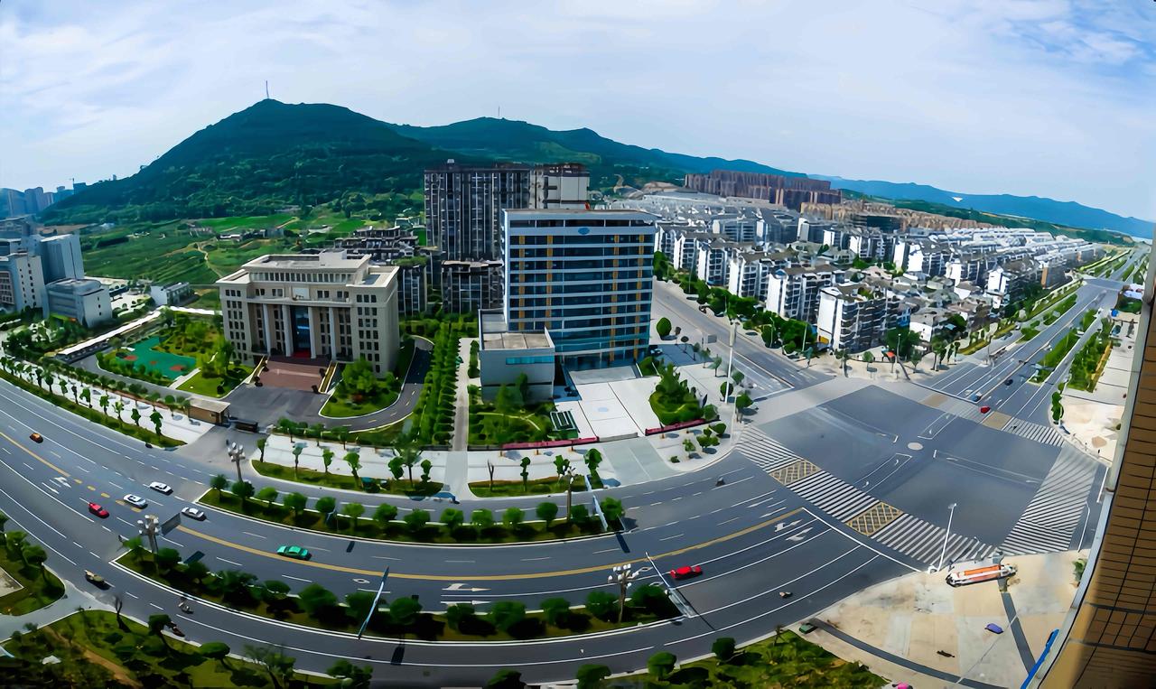 ［阆中巴都大道将分段封闭施工 交通管制时间及范围公布］

8日11日，阆中市公安