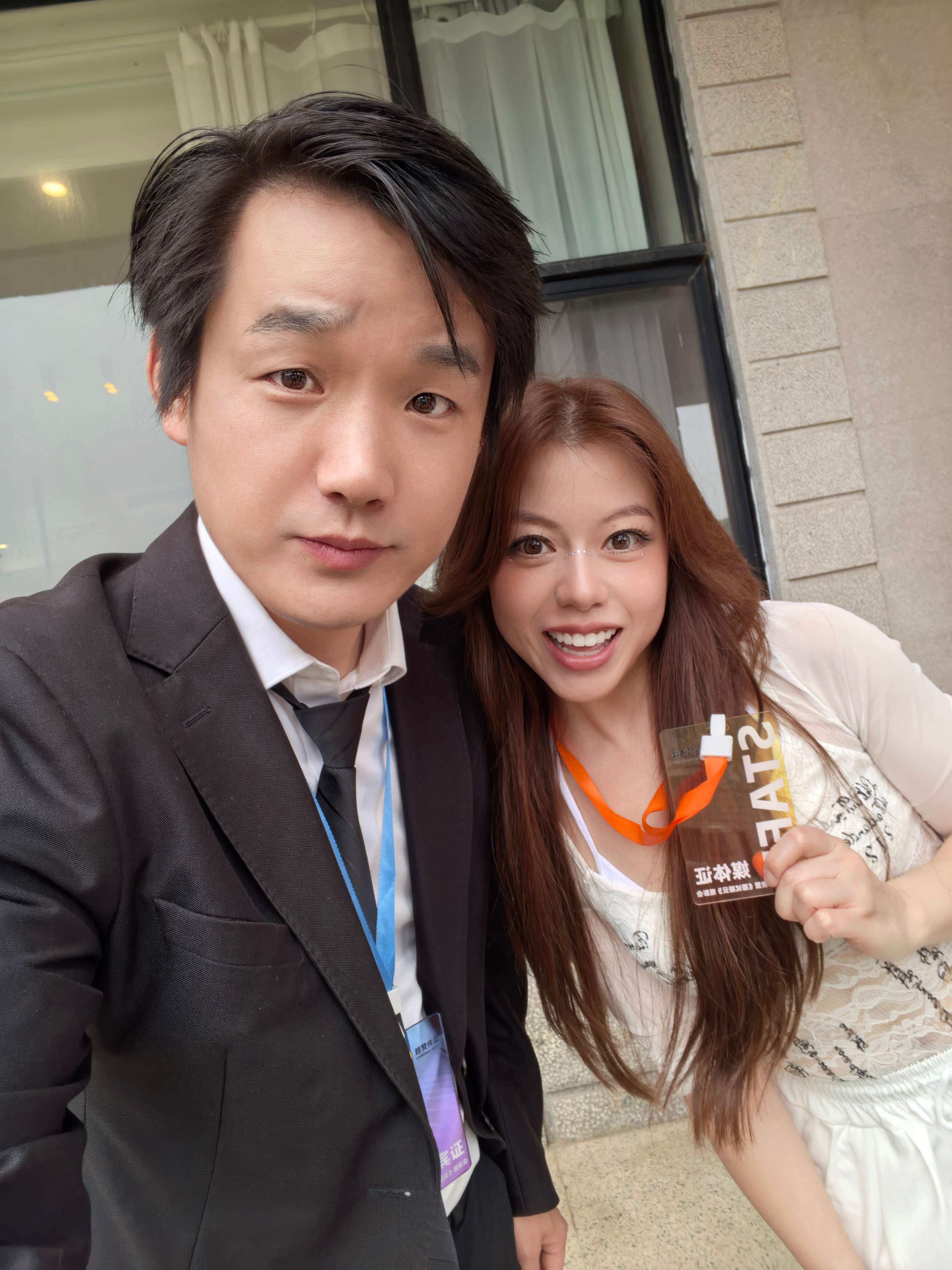 快过年了，我来看看珠海的两个表妹，图1  图2  珠海·聚龙溪山庄